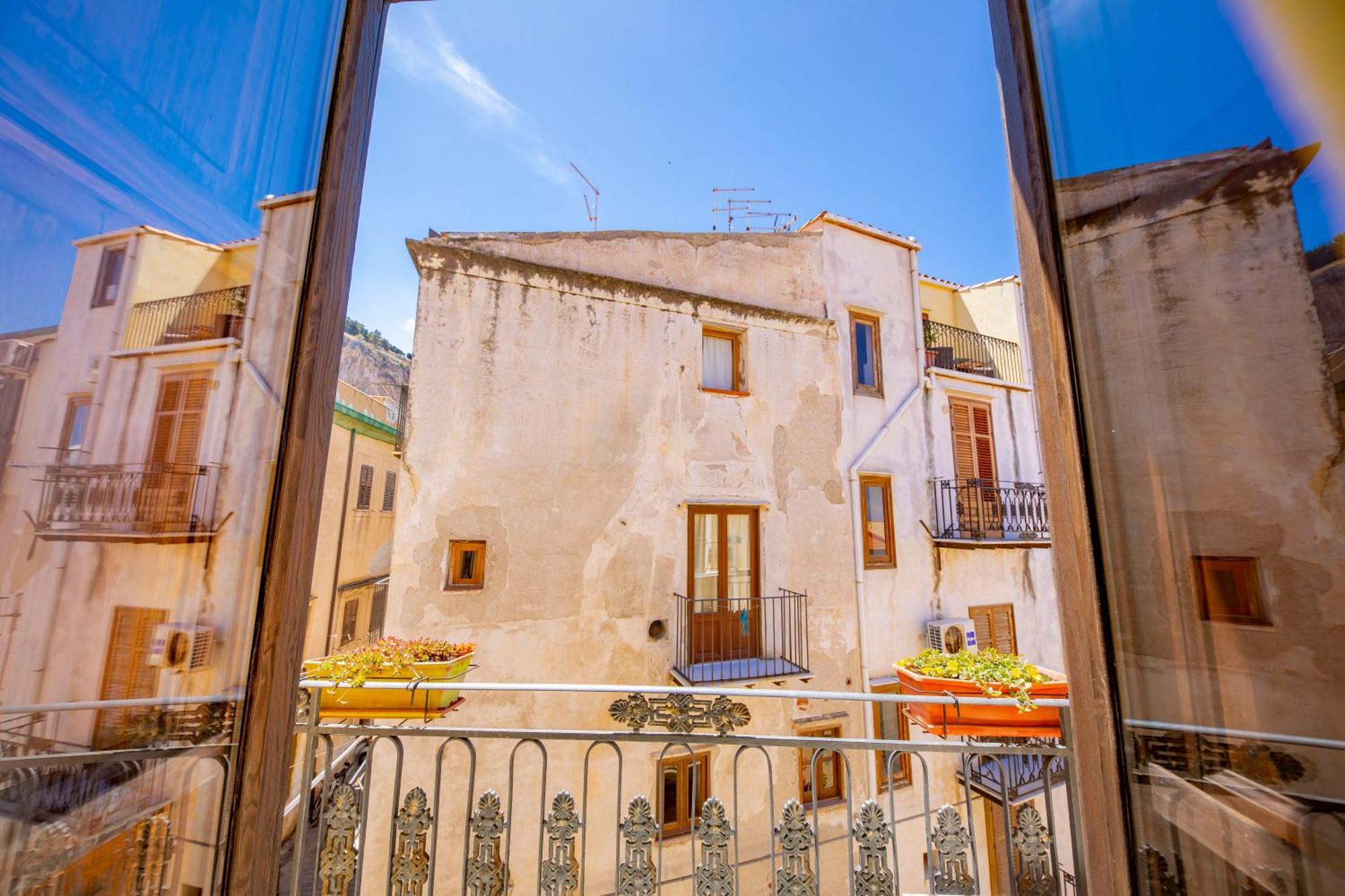 Dolce Vita Rooms And Apartments Cefalu Exterior photo